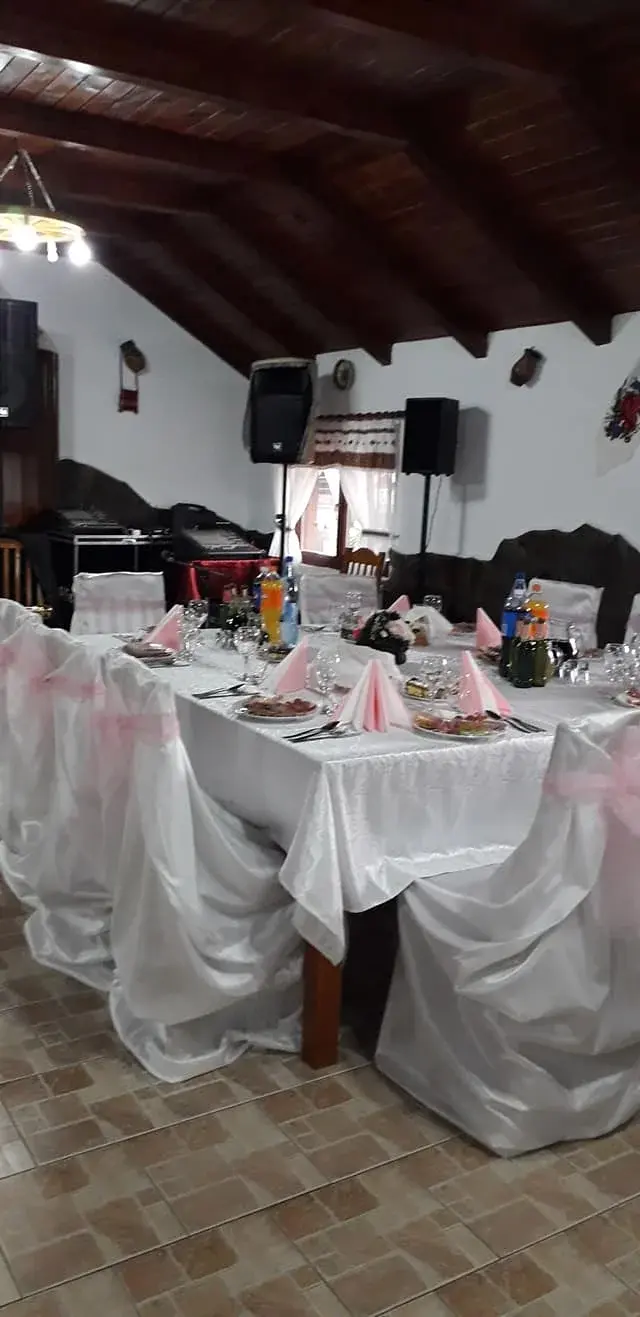Restaurant nuntă Maramureș – Restaurant Rozalina Buzdugu